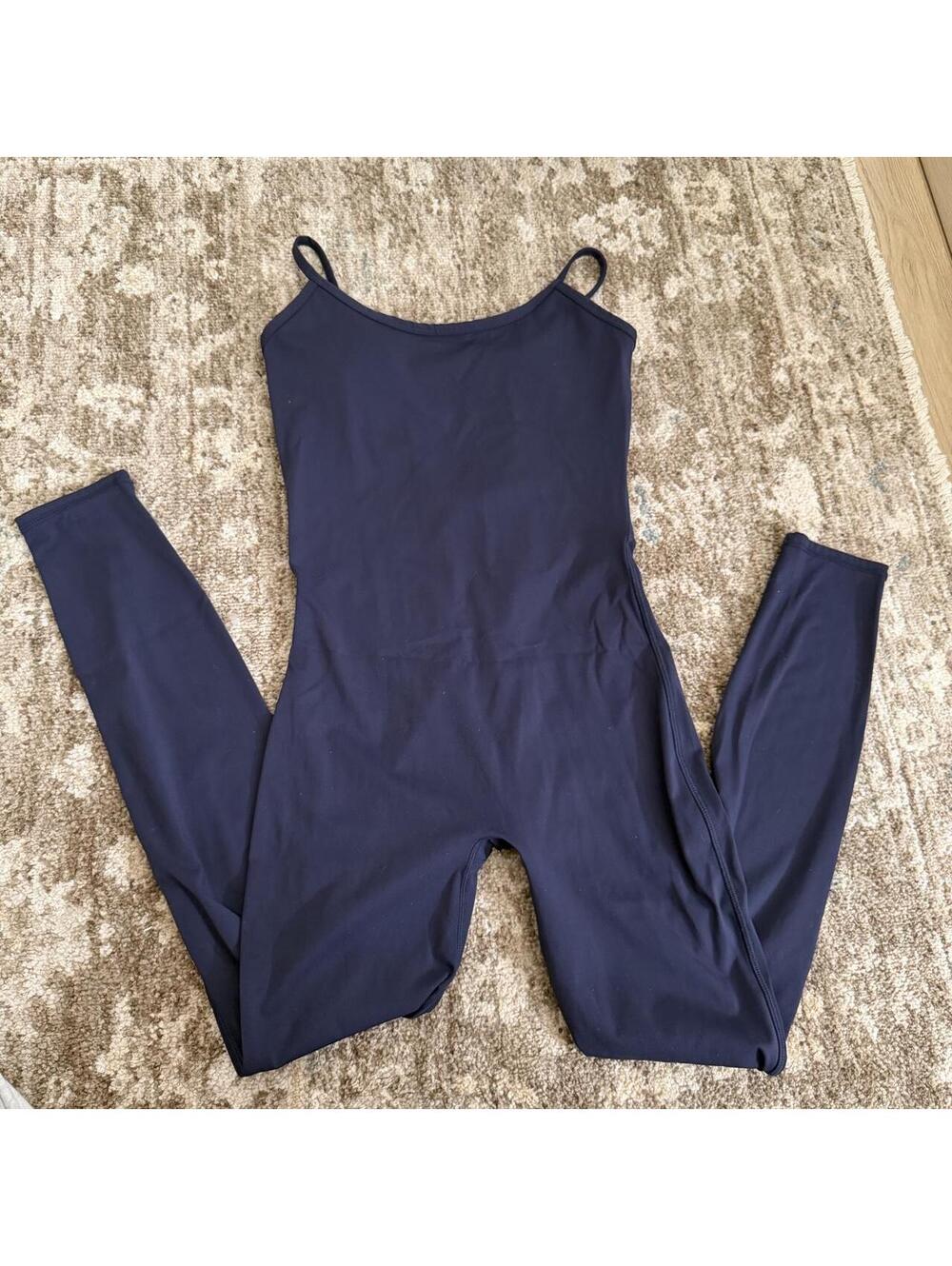 PAVOI navy cat suit adjustable straps size small